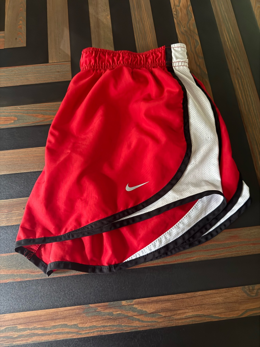 Nike Women’s Dri-FIT Tempo Mid-rise Brief-lined Running Shorts